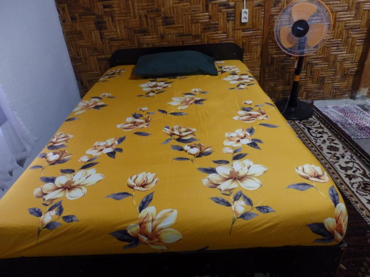 Magpie Homestay & Jungle Trekking Especially For Guest Trekking With Us Bukit Lawang Bagian luar foto