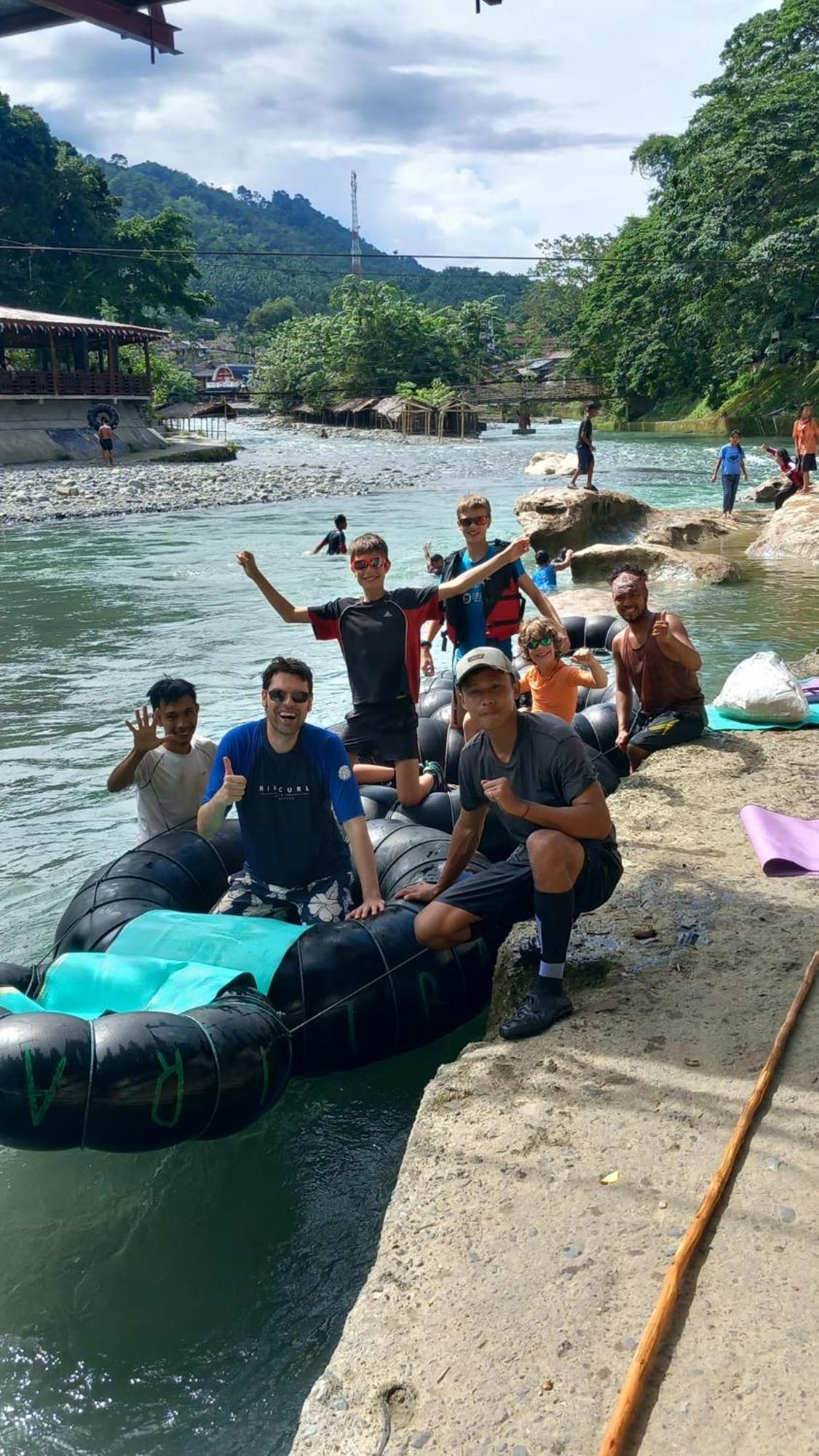 Magpie Homestay & Jungle Trekking Especially For Guest Trekking With Us Bukit Lawang Bagian luar foto